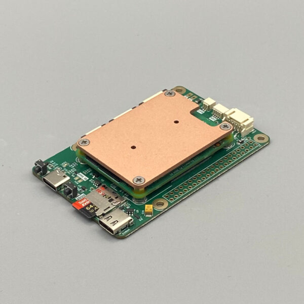 BentoIO CMX0 IO-Carrier Board for Raspberry Pi Compute Module 5 + Low Profile Heatsink